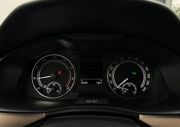 Skoda Kamiq cena 99900 przebieg: 29449, rok produkcji 2022 z Czeladź małe 254